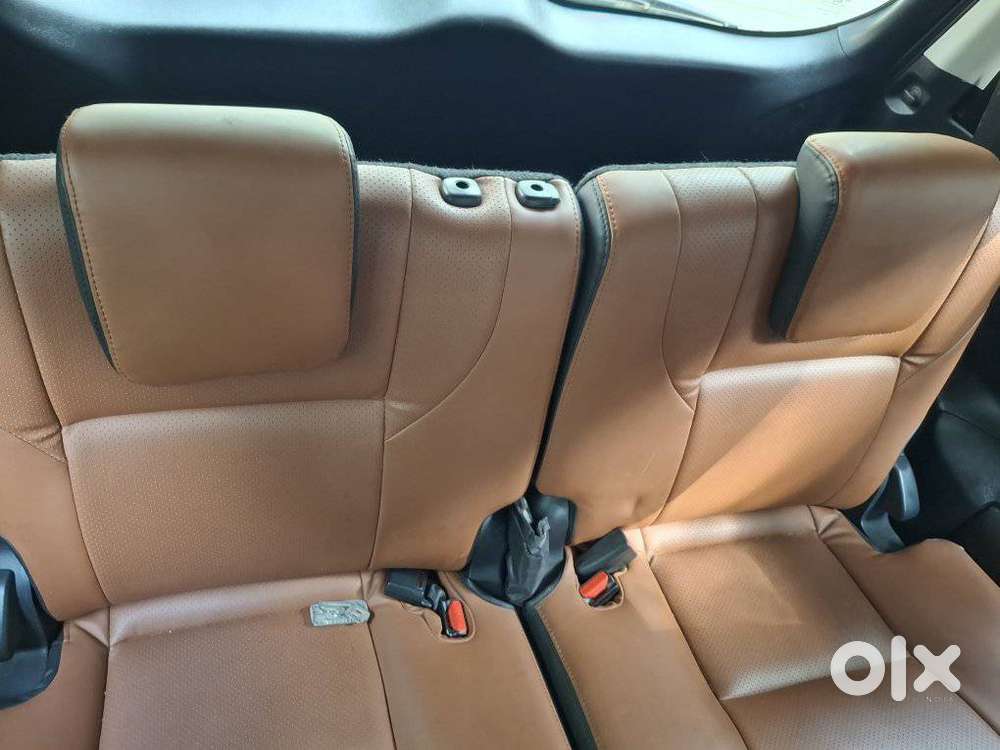 Toyota Innova Crysta 2.4 G Mt, 2022, Petrol