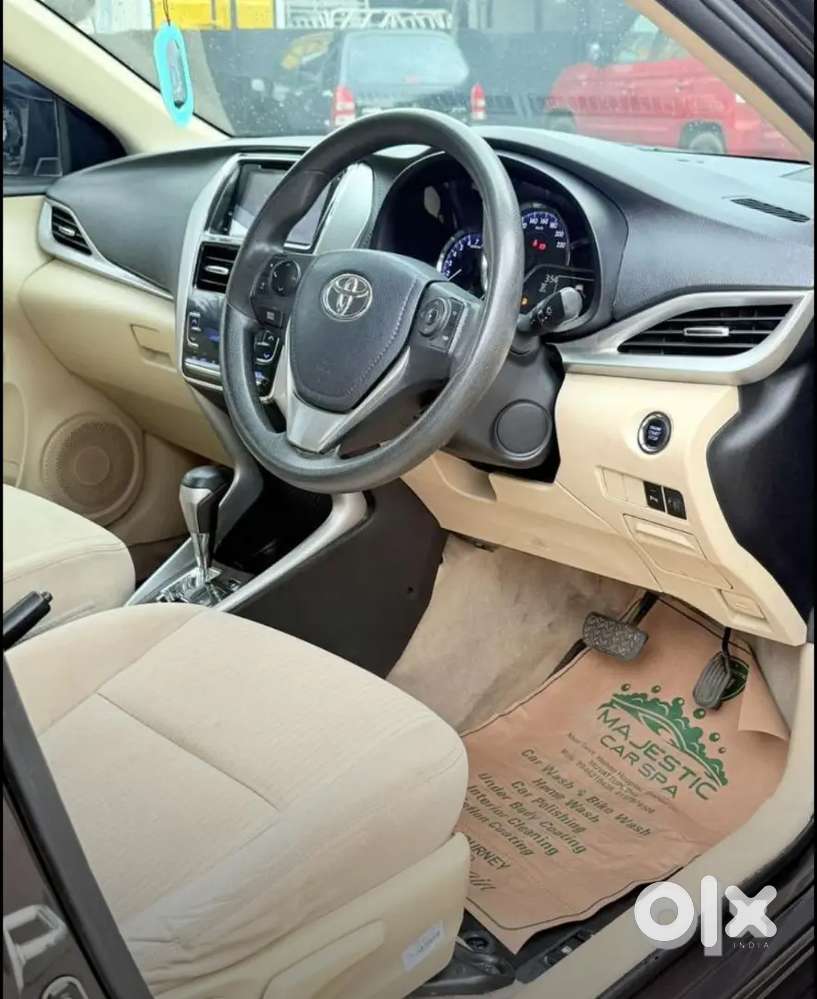 Toyota Yaris 1.5 V 2019 Petrol Automatic