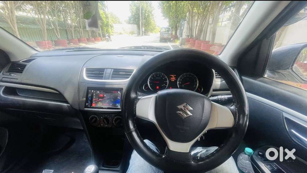 Maruti Suzuki Swift VXI, 2017, Petrol