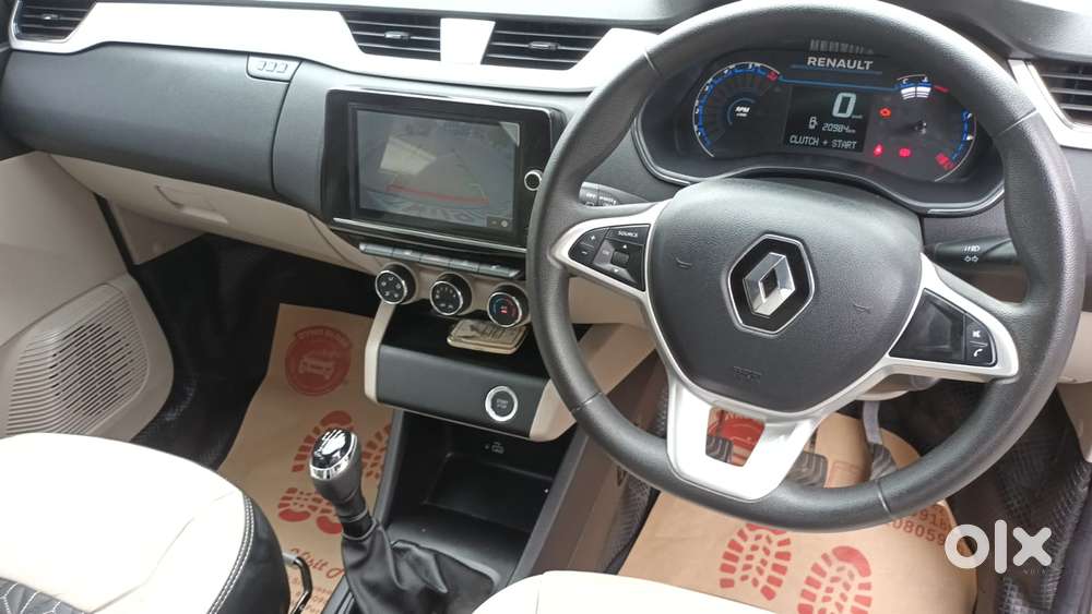 Renault Triber Rxz, 2023, Petrol