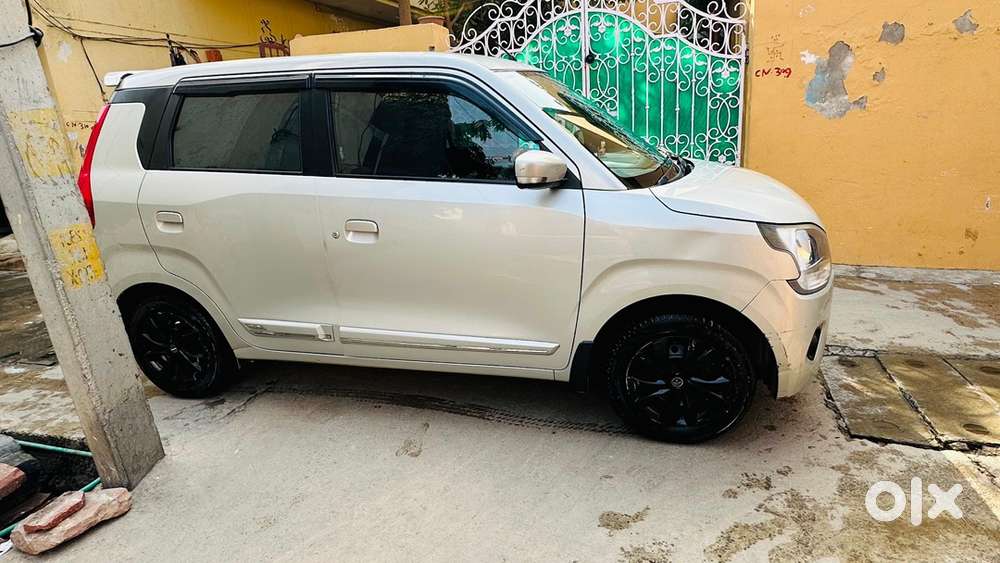 2nd Maruti Suzuki Wagon R Zxi Petrol 2021