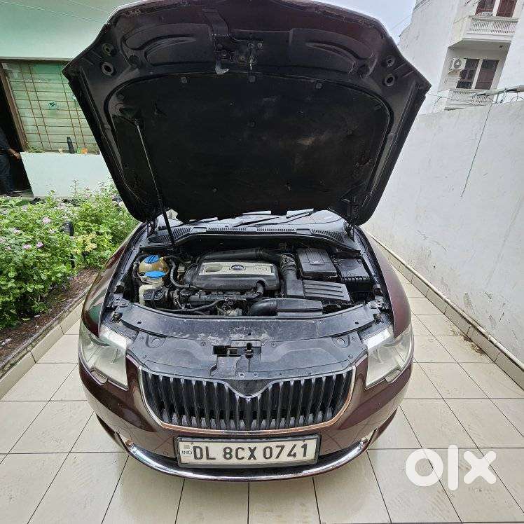 Skoda Superb Corporate 1.8 Tsi Mt, 2011, Petrol