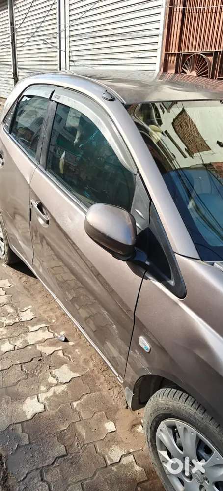 Honda Brio 2013 Petrol 79500 Km Driven