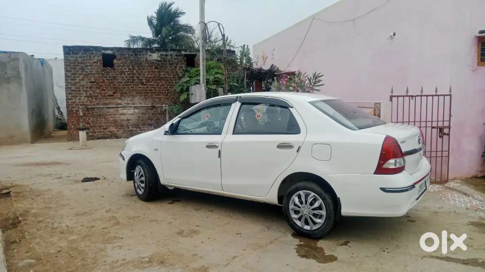 Toyota Etios 2016 Diesel 220000 Km Driven