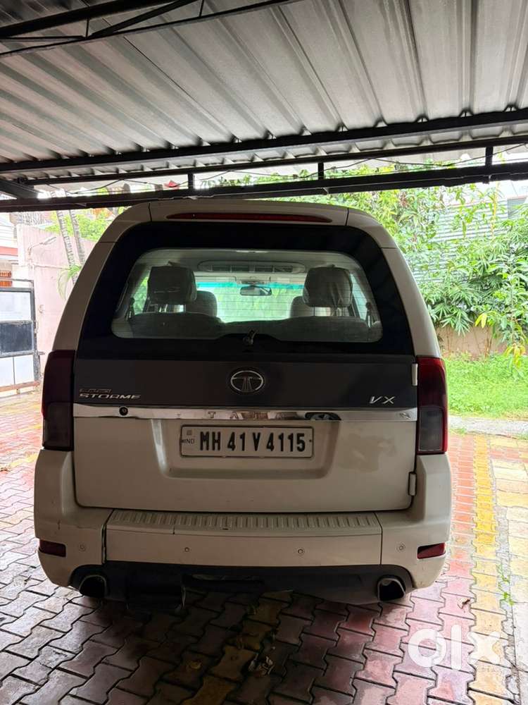 2013 Tata Safari Storme Vx 2.2 Diesel  2nd Owner  New At Tyres