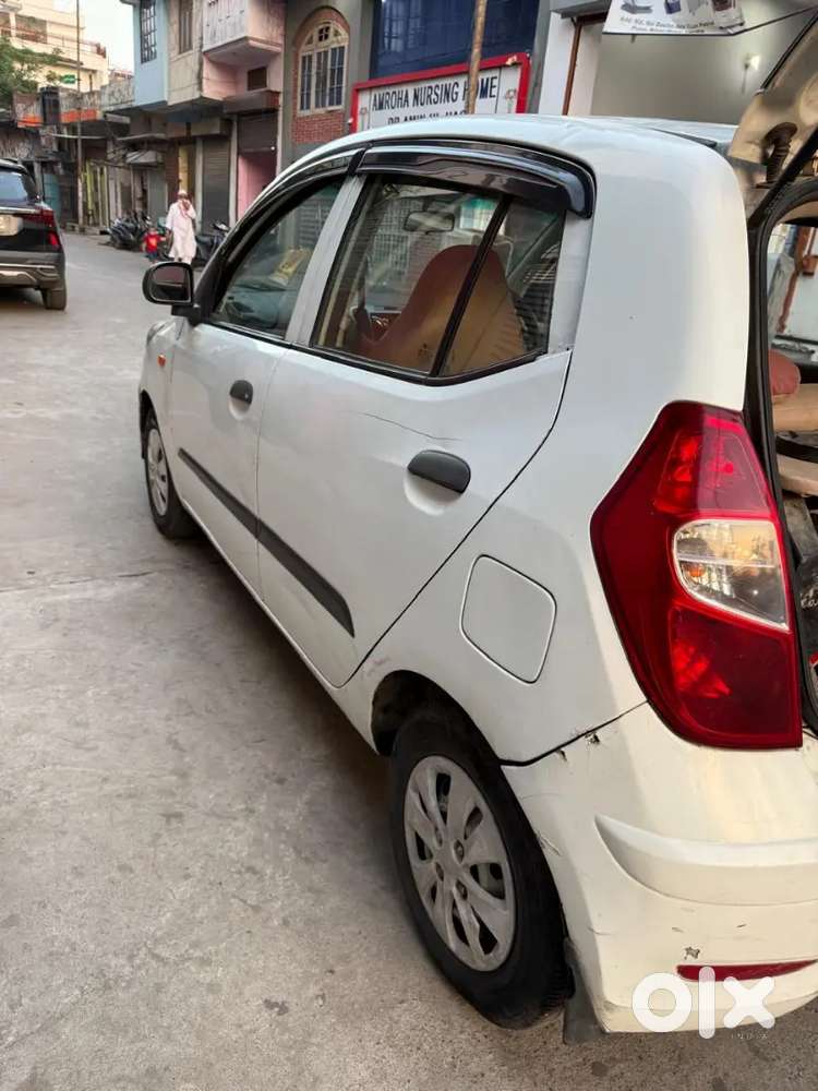 Hyundai I10 Era 2013 Hybrid Manual Car Cng