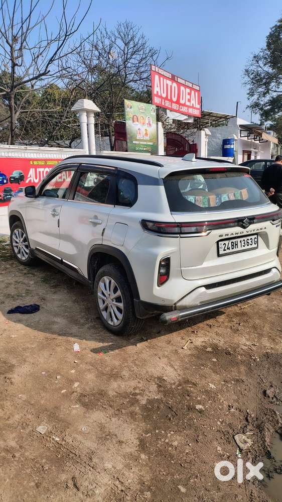 Maruti Suzuki Grand Vitara 1.5 Sigma Smart Hybrid, 2025, Petrol