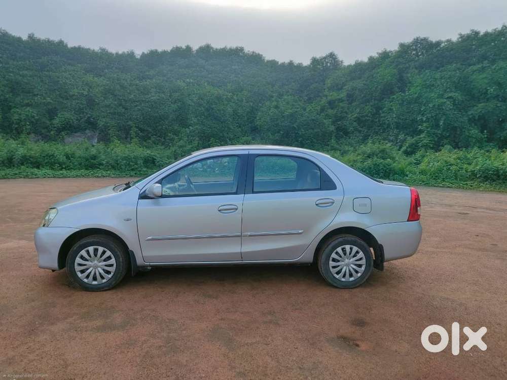 Toyota Etios G 2012