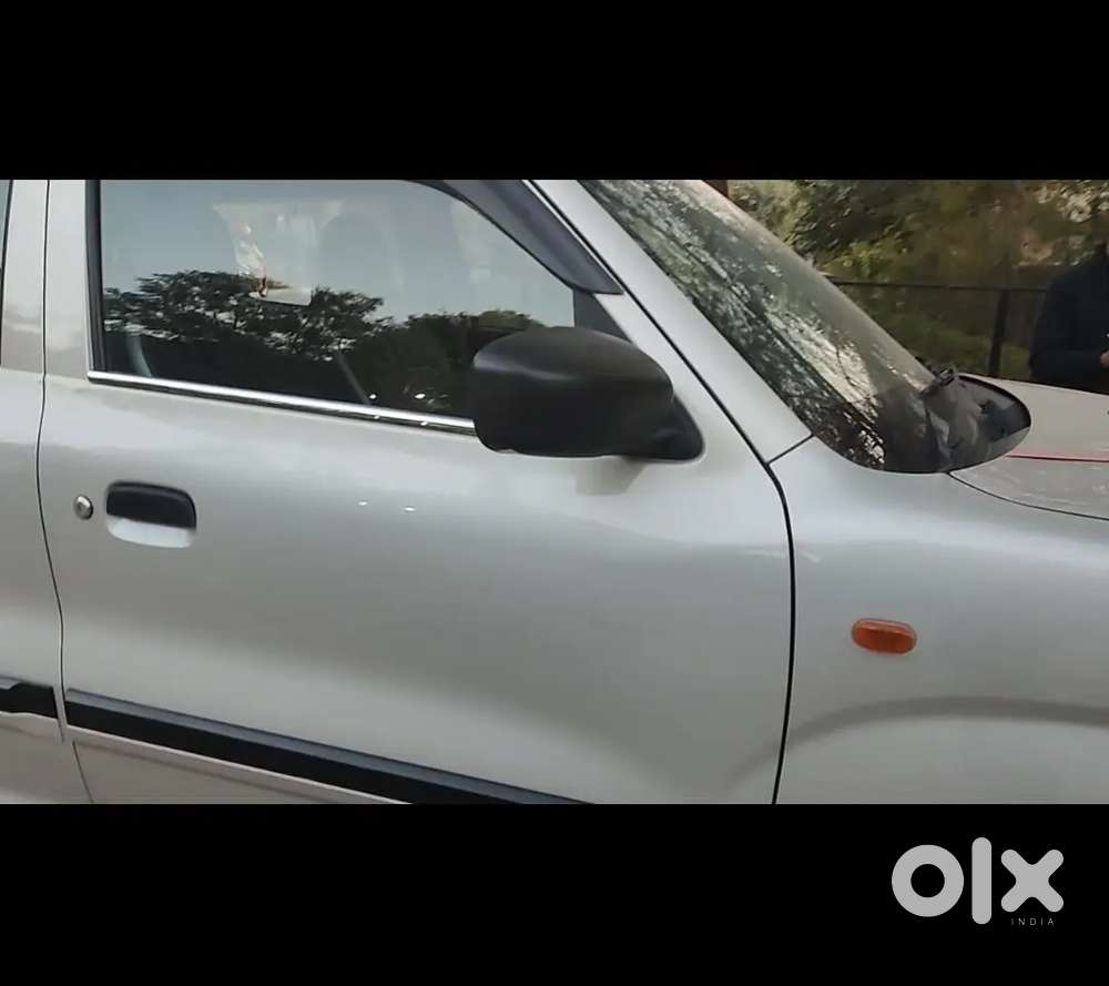 Maruti Suzuki S-presso 1.0 Vxi 2025