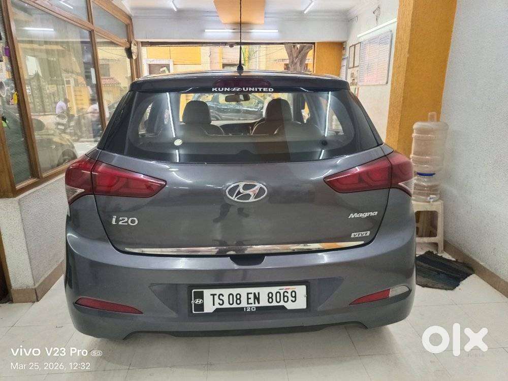 Hyundai I20 Magna 1.2 Mt, 2015, Petrol