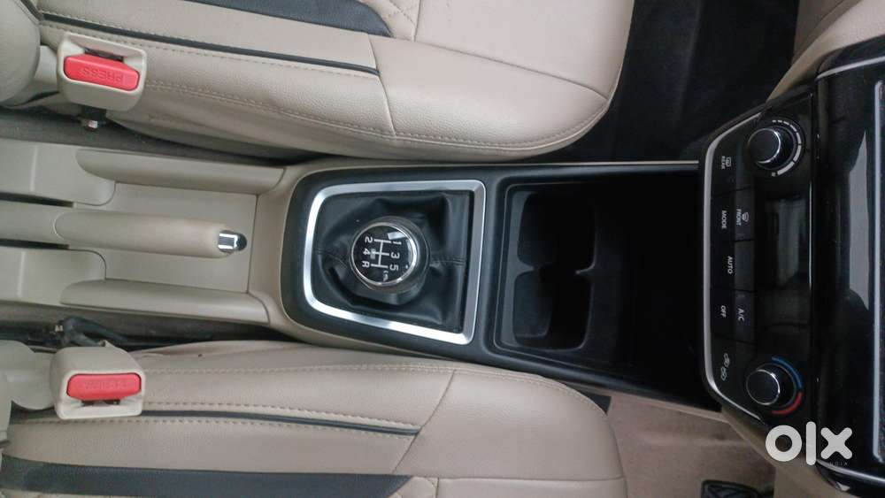 Maruti Suzuki Swift Dzire Zxi + Mt, 2018, Petrol