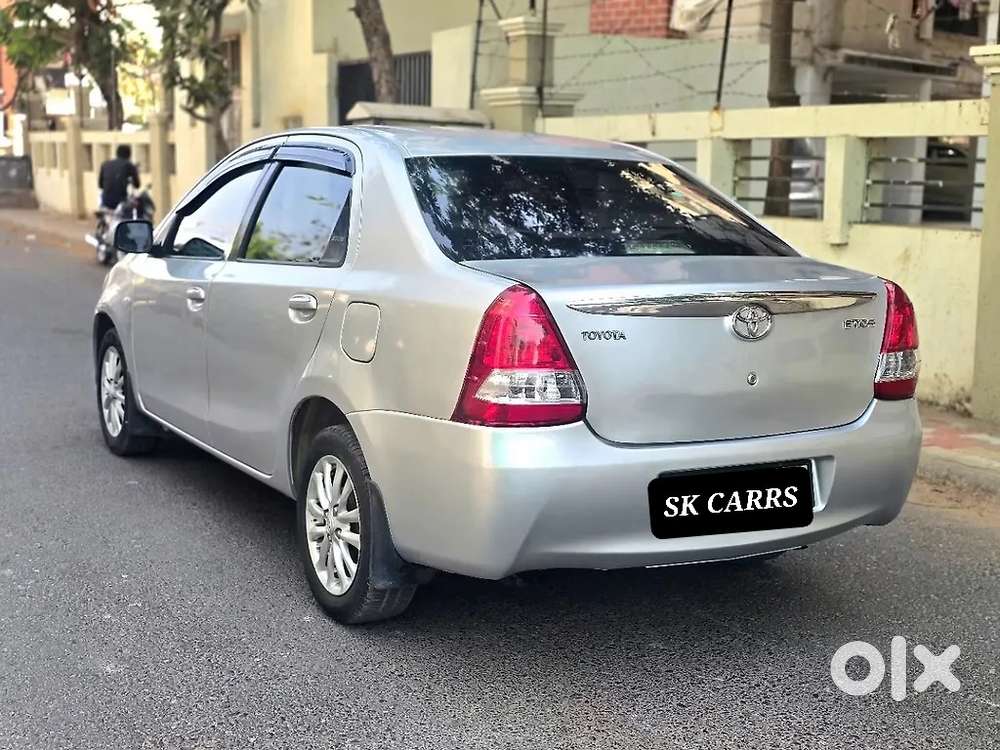 Toyota Etios 2010-2012 G, 2011, Petrol