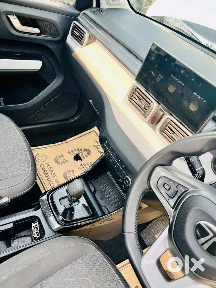 Tata Punch Creative Flagship Dual Tone Amt, 2025, Petrol