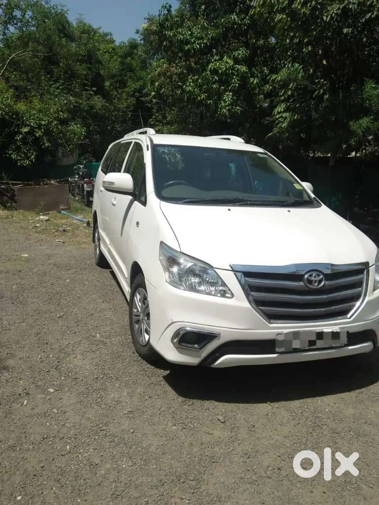 Toyota Innova G4 2015