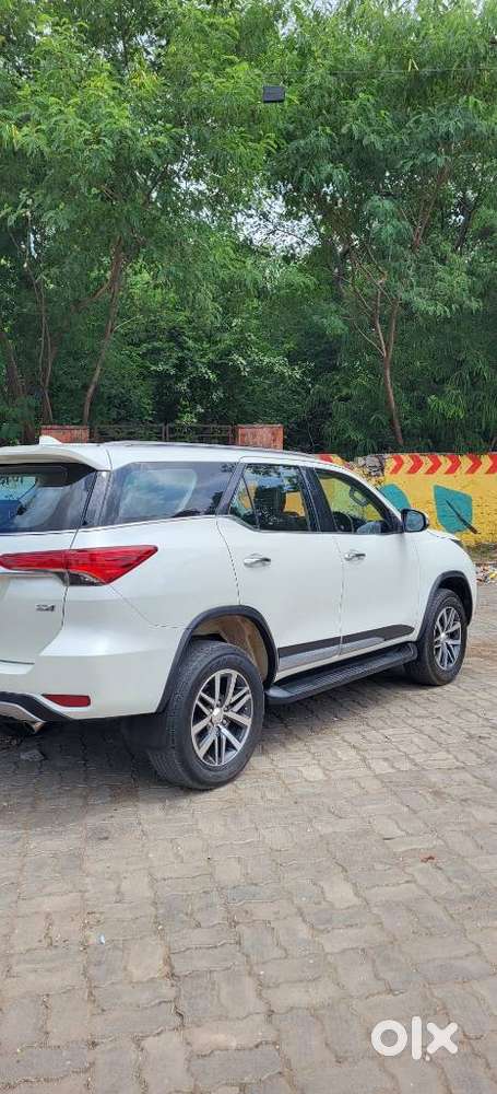 Toyota Fortuner 4x4 At, 2017, Diesel