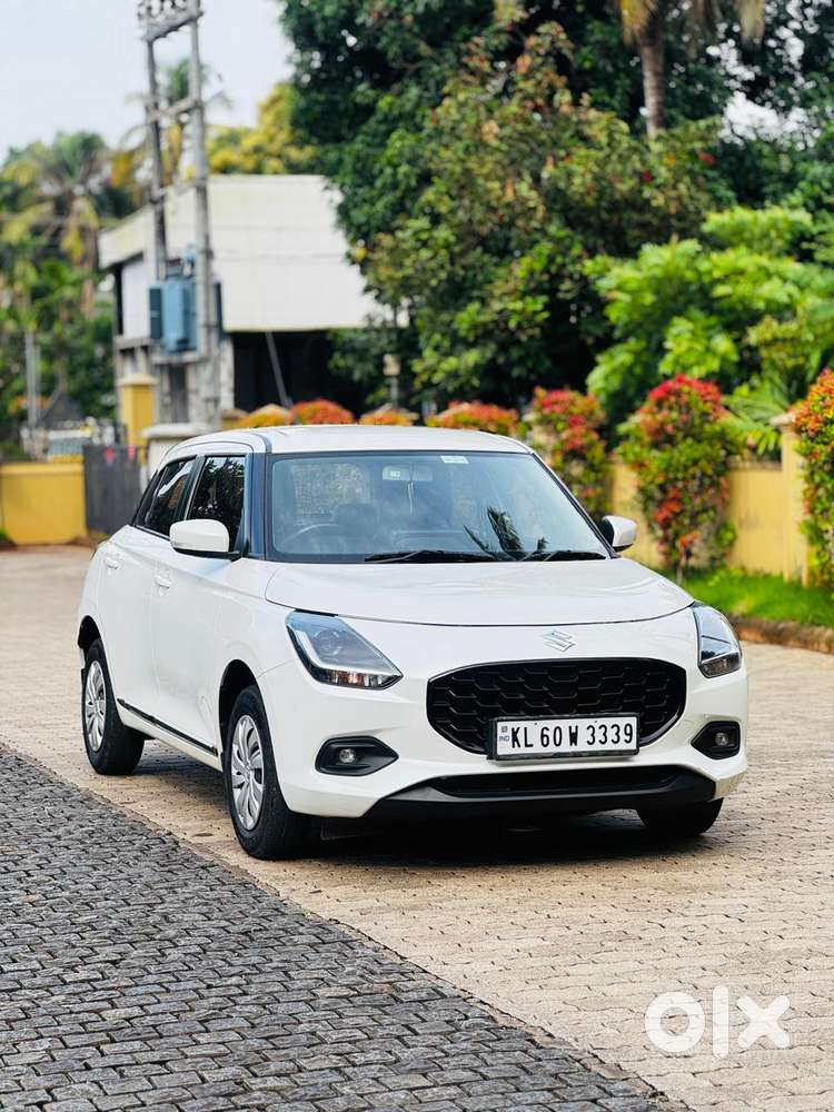 Maruti Suzuki Swift Vxi + Manual, 2024, Petrol