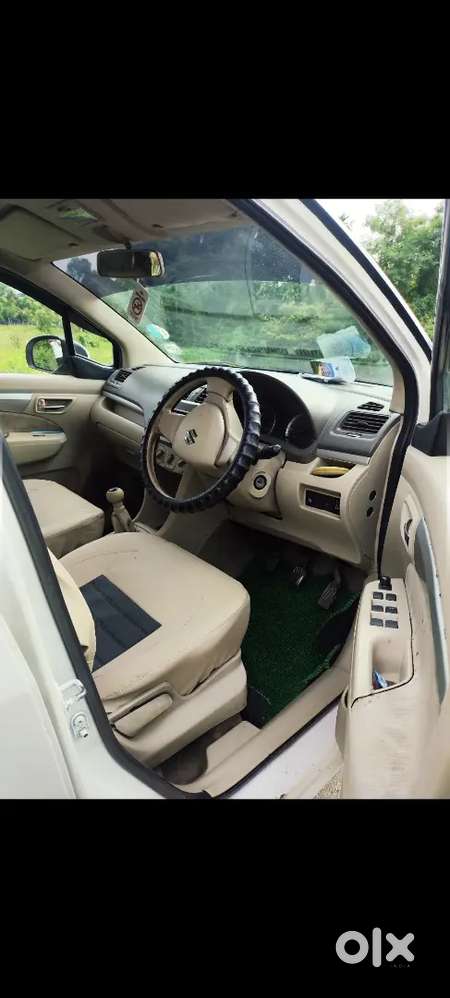 Maruti Suzuki Ertiga Vxi