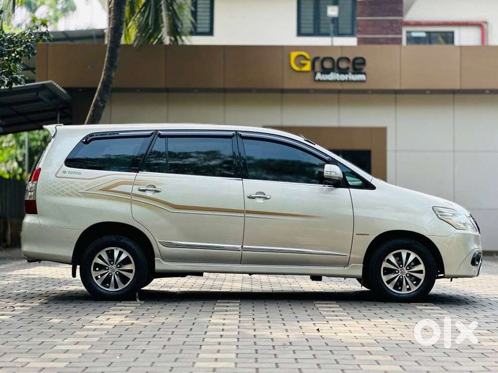 Toyota Innova 2.5 Vx 7 Str, 2015, Diesel