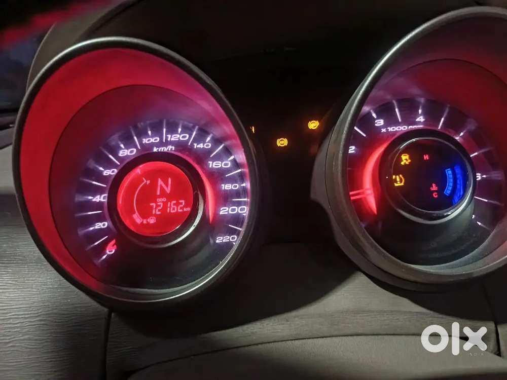 Mahindra Xuv500 2012 Diesel 73000 Km Driven Good Condition