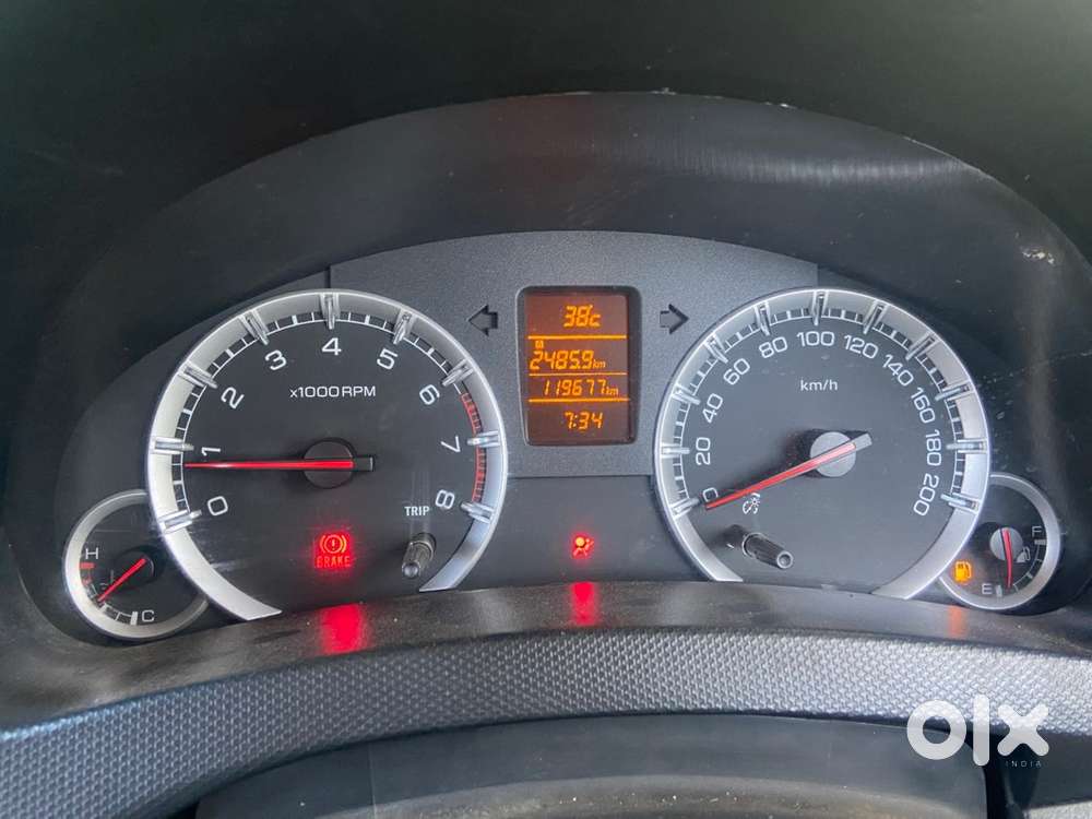 Swift Maruti Suzuki 2012 Year