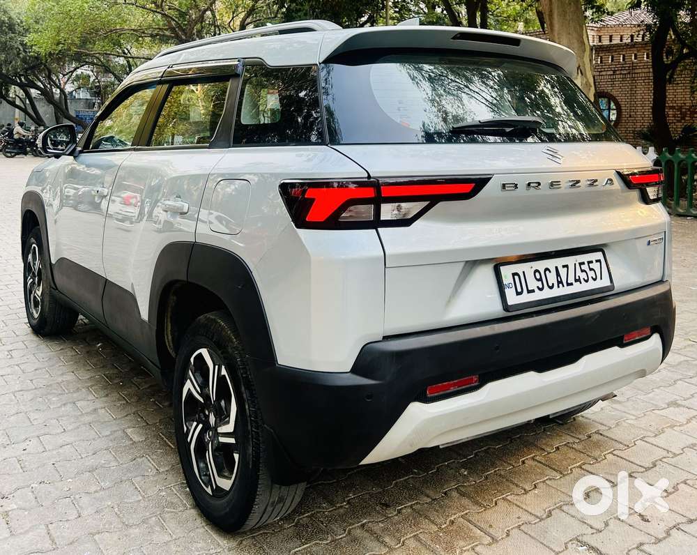 Maruti Suzuki Brezza 1.5 Zxi Plus Smart Hybrid, 2022, Petrol