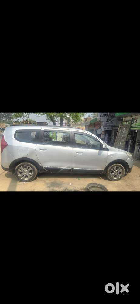 Renault Lodgy 2017 Diesel 115212 Km Driven