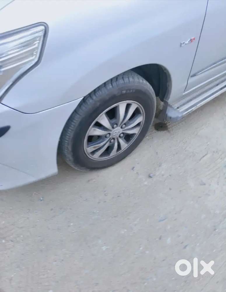 Toyota Innova 2010
