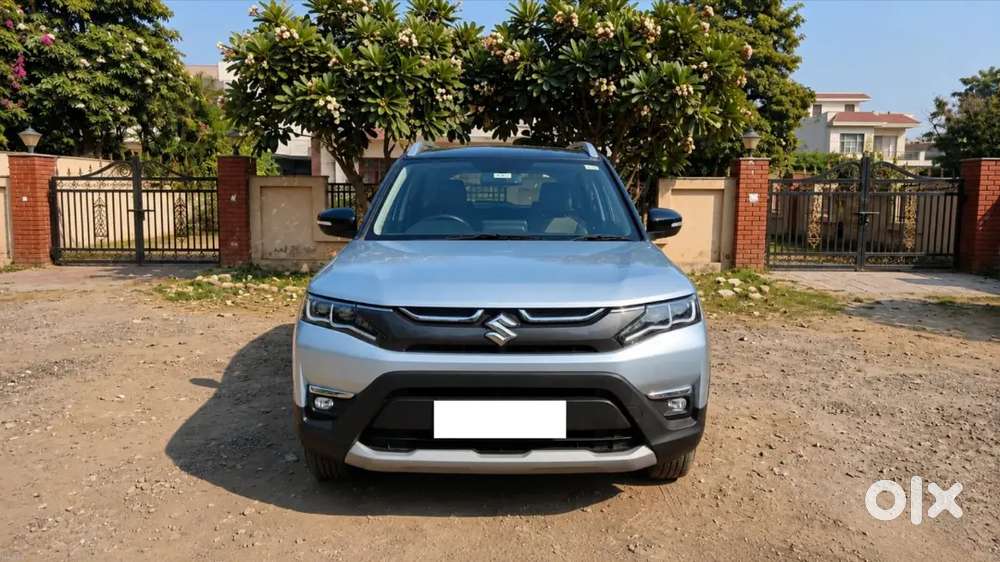 Maruti Suzuki Brezza 2022 Petrol With Sunroof 7000 Km