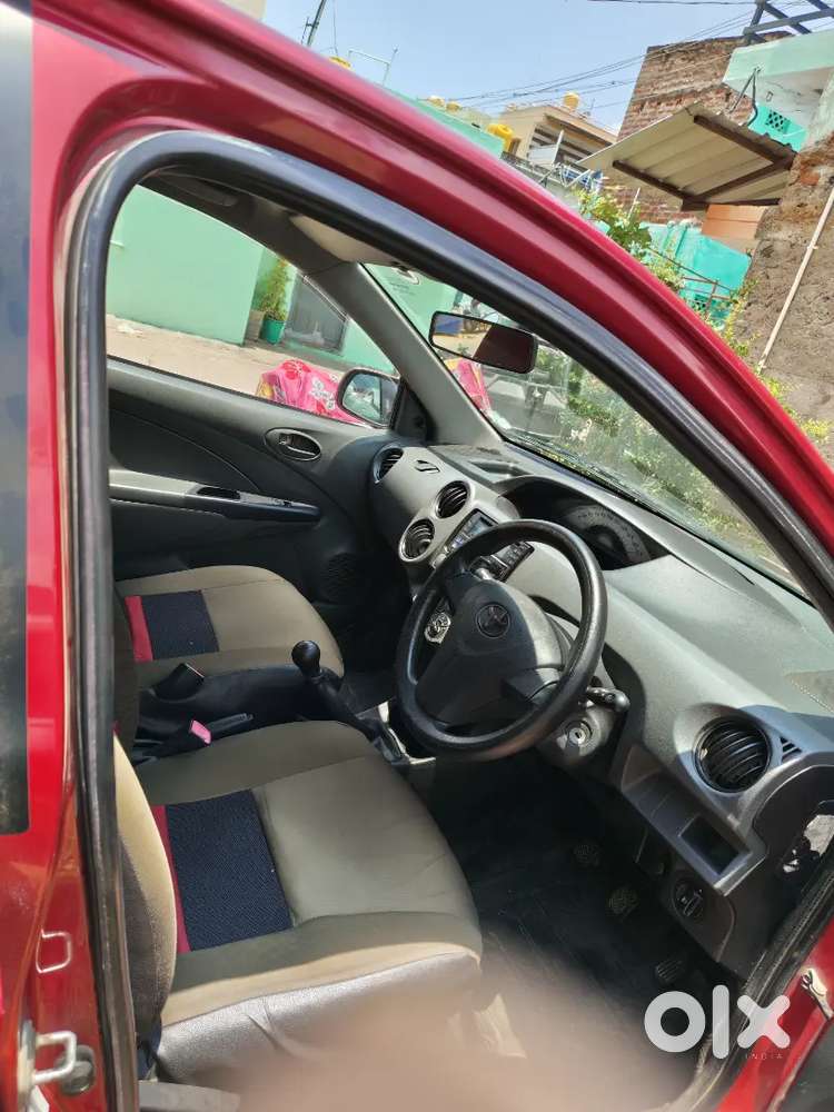 Toyota Etios Liva 2012 Petrol 98500 Km Driven
