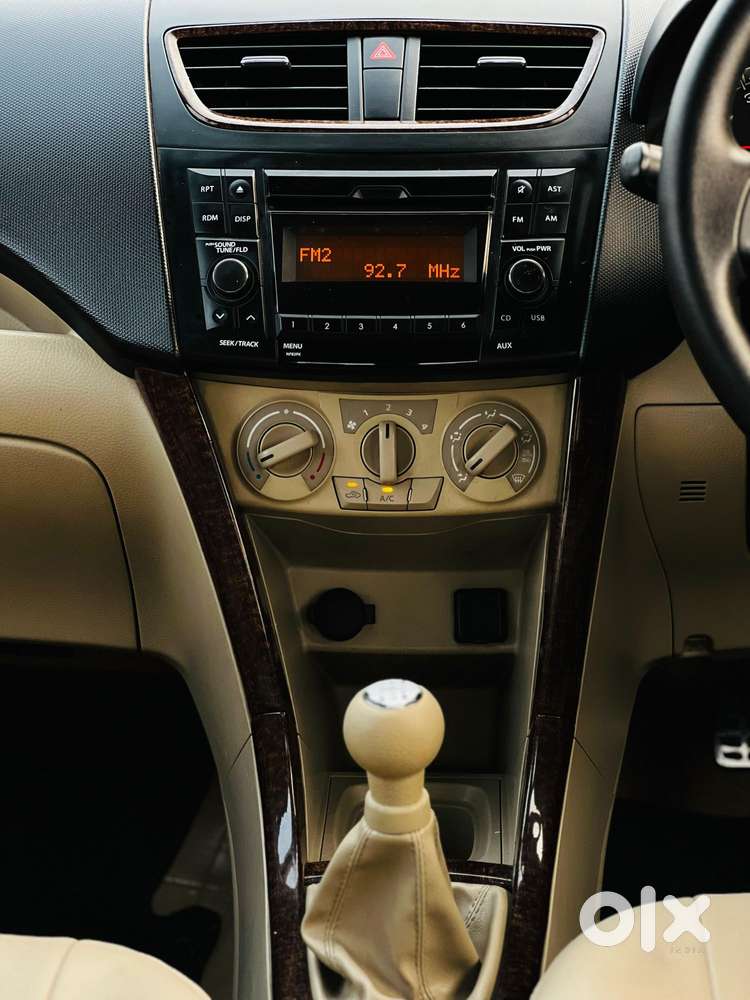 Maruti Suzuki Swift Dzire Vxi Optional, 2016, Petrol