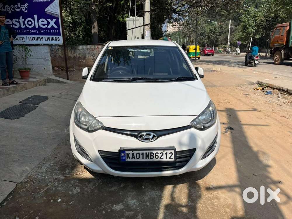Hyundai I20 2012 Diesel Well Maintained Good Mileage, Direct Customer