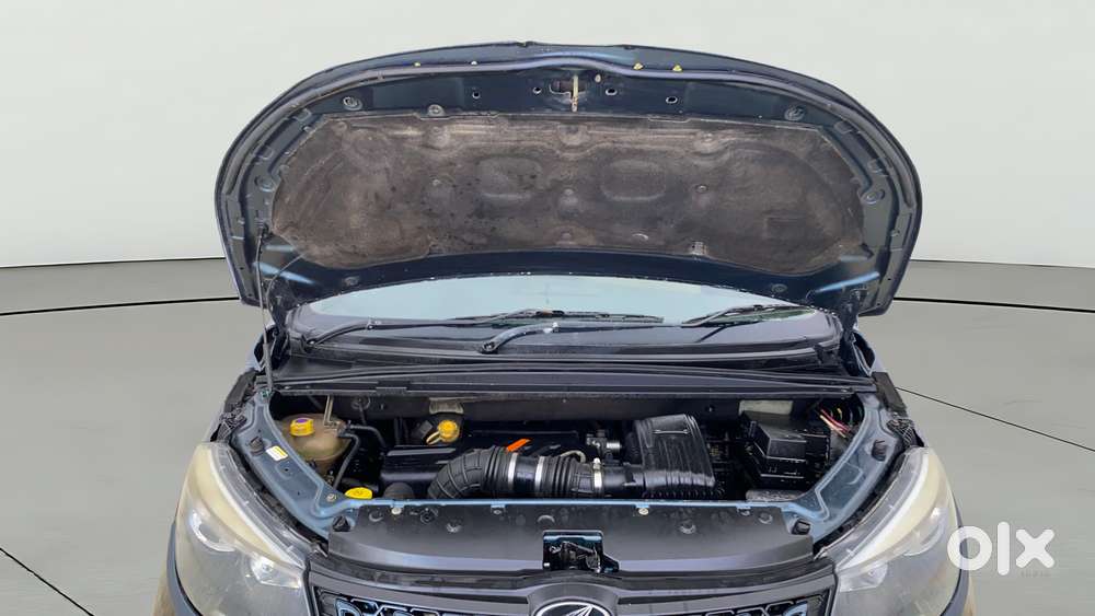 Mahindra Marazzo M2, 2018, Diesel