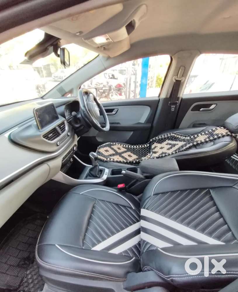 Tata Altroz Xm Plus Petrol, 2020, Petrol
