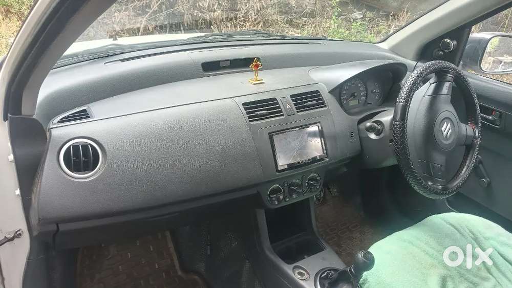 Maruti Suzuki Dzire 1.2 Lxi 2011 Model