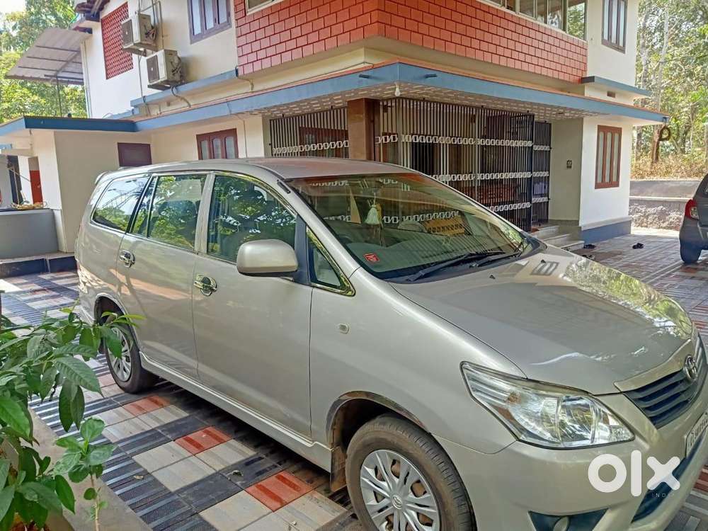 Toyota Innova Diesel 2012