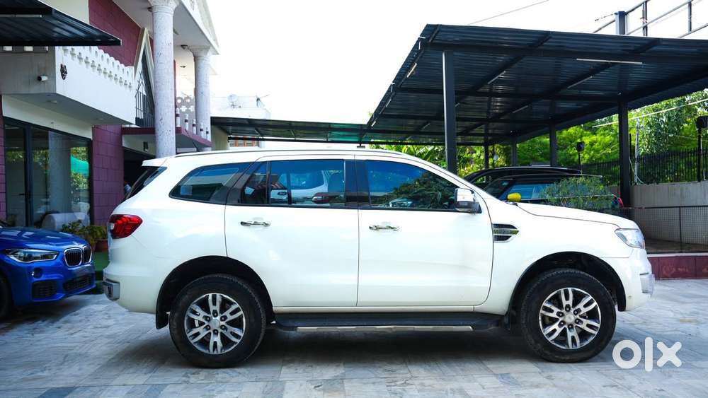 Ford Endeavour 3.2 Titanium At 4x4, 2017, Diesel
