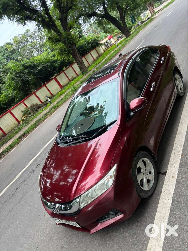 Honda City Diesel With Sunroof And Push Button Start