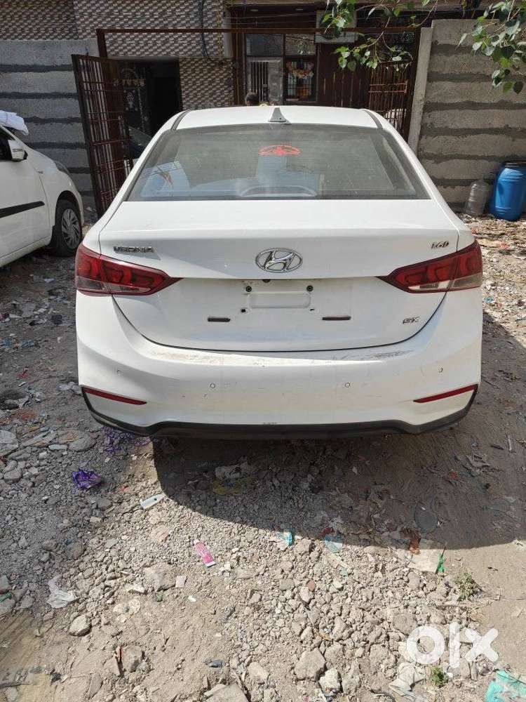 Hyundai Verna 1.6 Sx (o) Crdi, 2018, Diesel