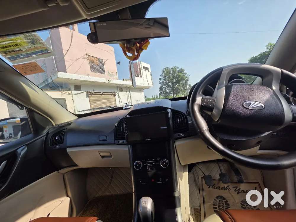 Mahindra Xuv500 W6 2018