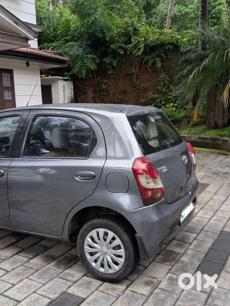 Toyota Etios Liva 2014