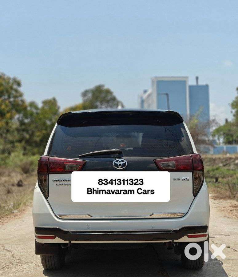 Toyota Innova Crysta 2.8z Automatic, 2017, Diesel