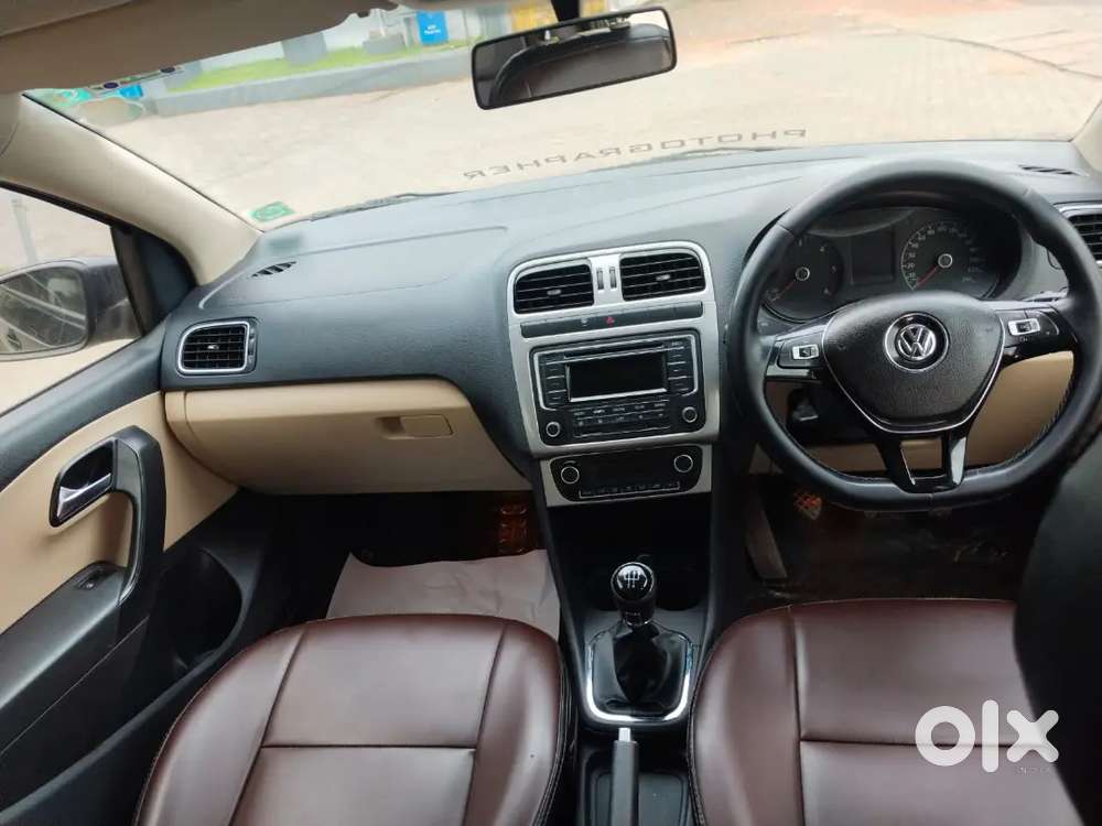 Volkswagen Polo Gt 1.5
Highline Plus 
2015 Model