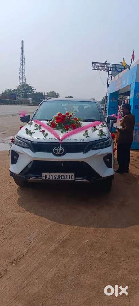 Toyota Fortuner Lagender Converted
