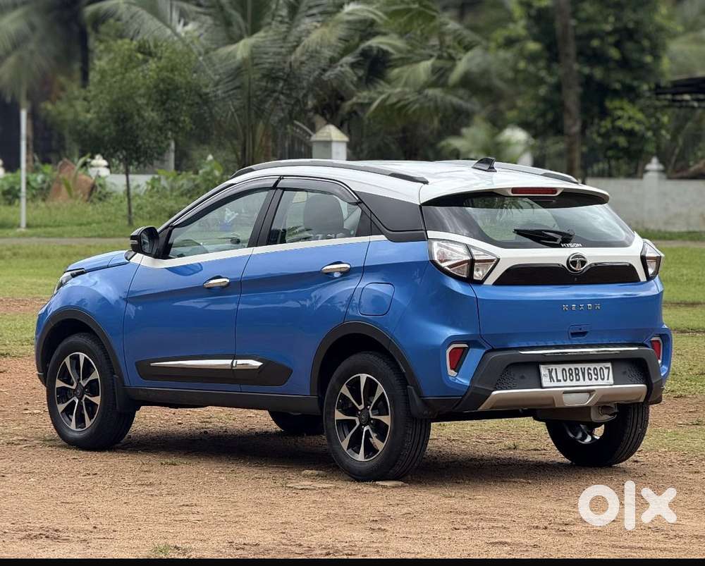 Tata Nexon 1.2 Revotron Xza Plus Dualtone, 2020, Petrol