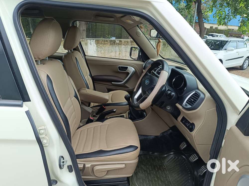Mahindra Tuv 300 Mhawk100 T8, 2019, Diesel