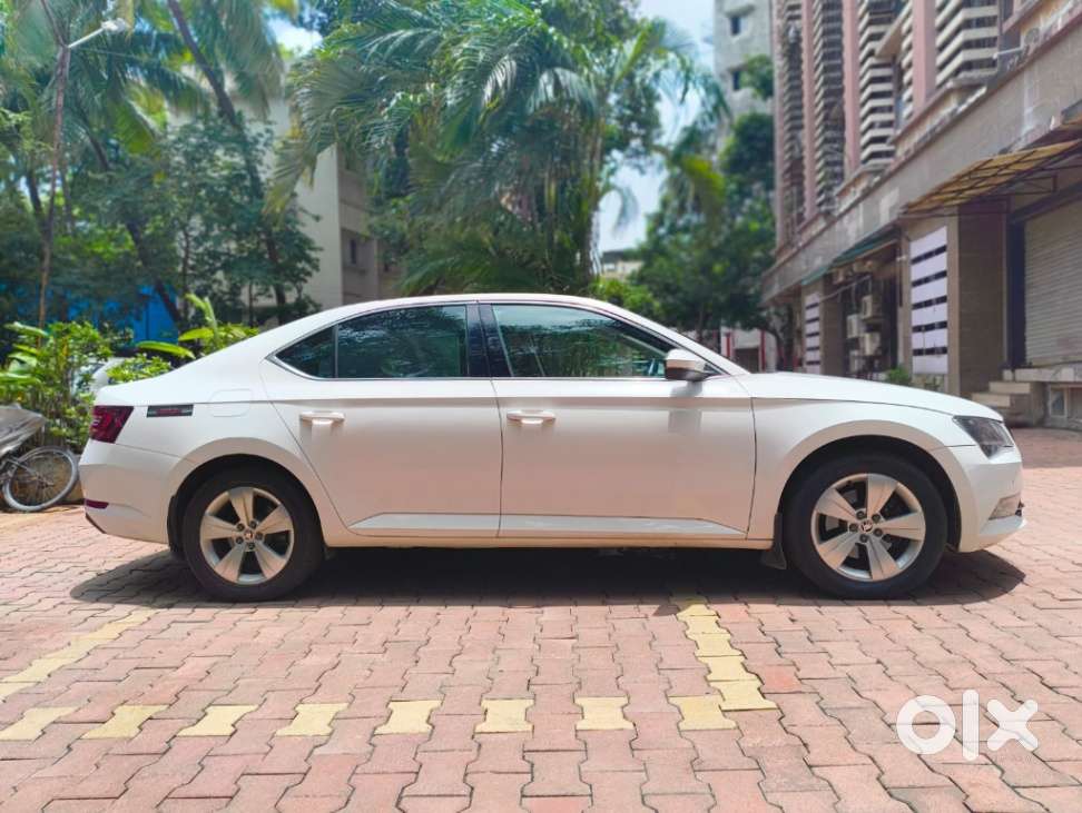 Skoda Superb Style 1.8 Tsi At, 2016, Petrol