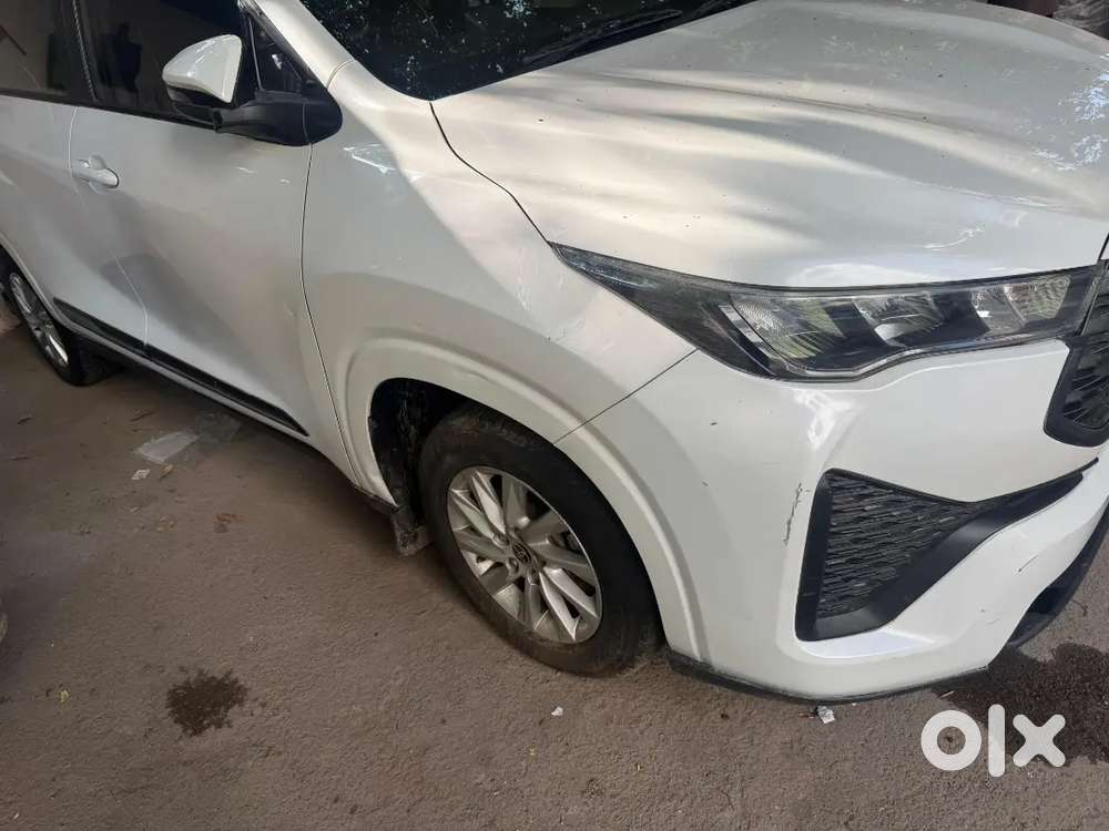 Toyota Innova Hycross 2023 Petrol Good Condition