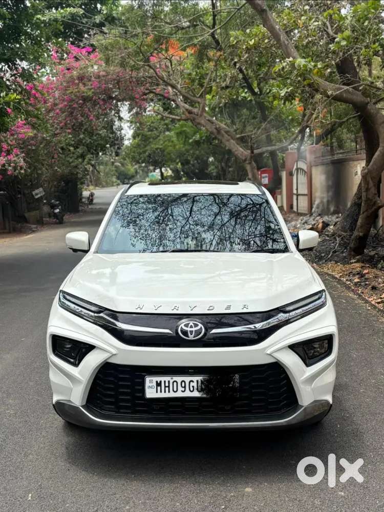 Toyota Urban Cruiser Hyryder 2024 Petrol 23000 Km Driven