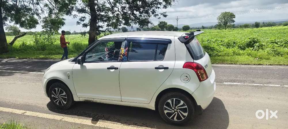 Maruti Swift 2011 Maruti