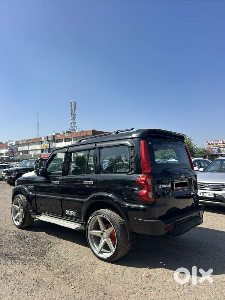 Mahindra Scorpio Classic 2.2 S 11 Mt 7 Str, 2021, Diesel